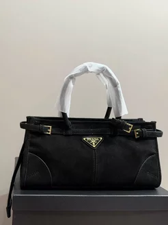 сумка натуральной кожи Prada 32x15 см 263412393 купить за 6 066 ₽ в интернет-магазине Wildberries