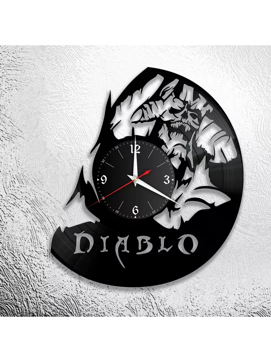 Настенные часы с персонажами Diablo