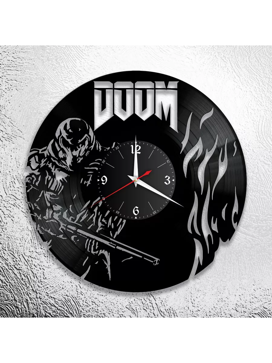 Настенные часы с персонажами Doom