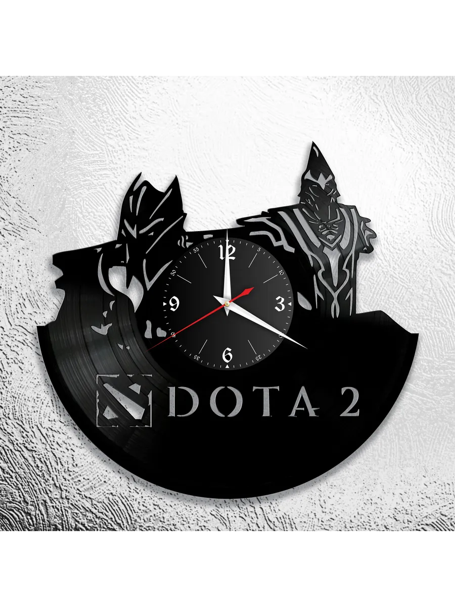 Настенные часы с персонажами Dota 2