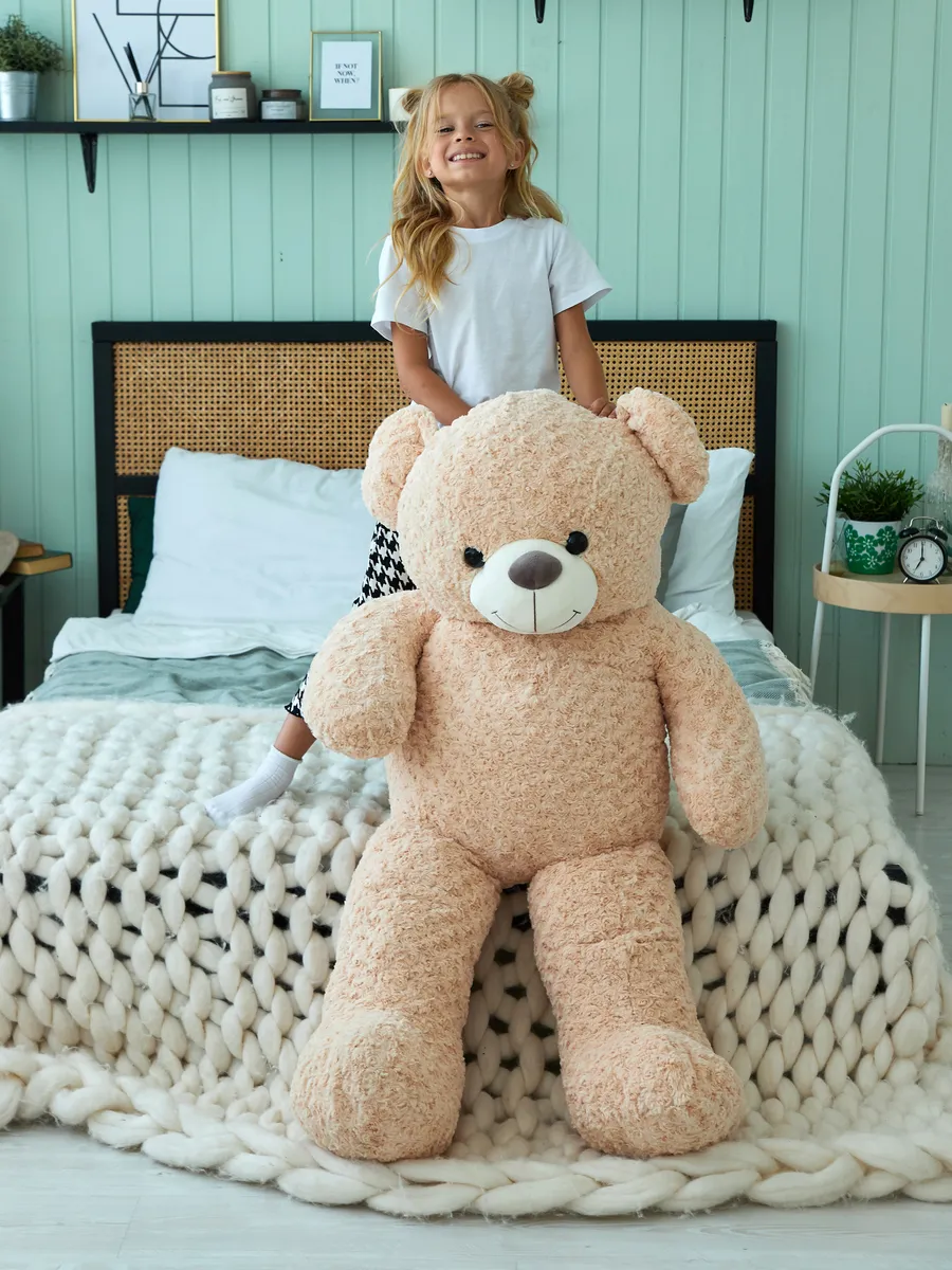 Огромная игрушка