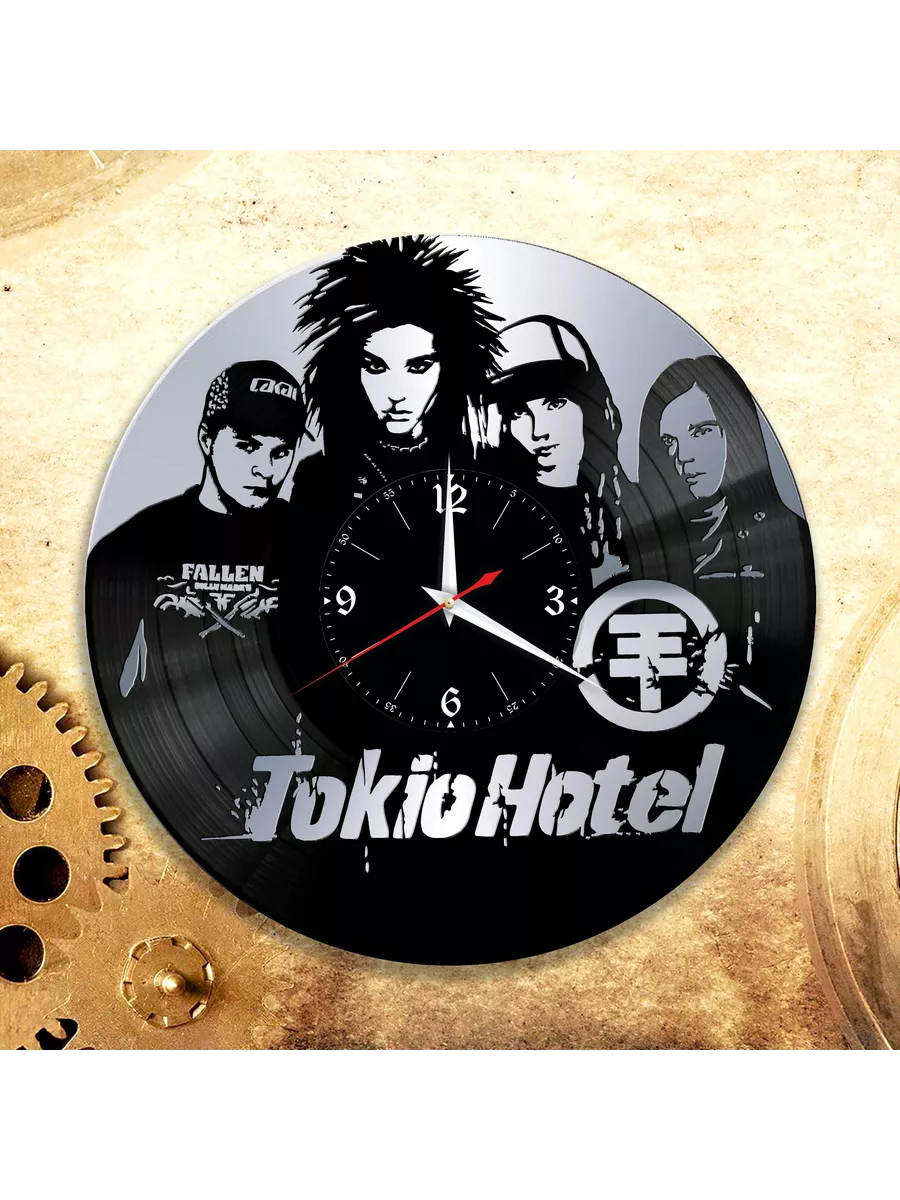 Настенные часы с группой Tokio Hotel, Токийский отель