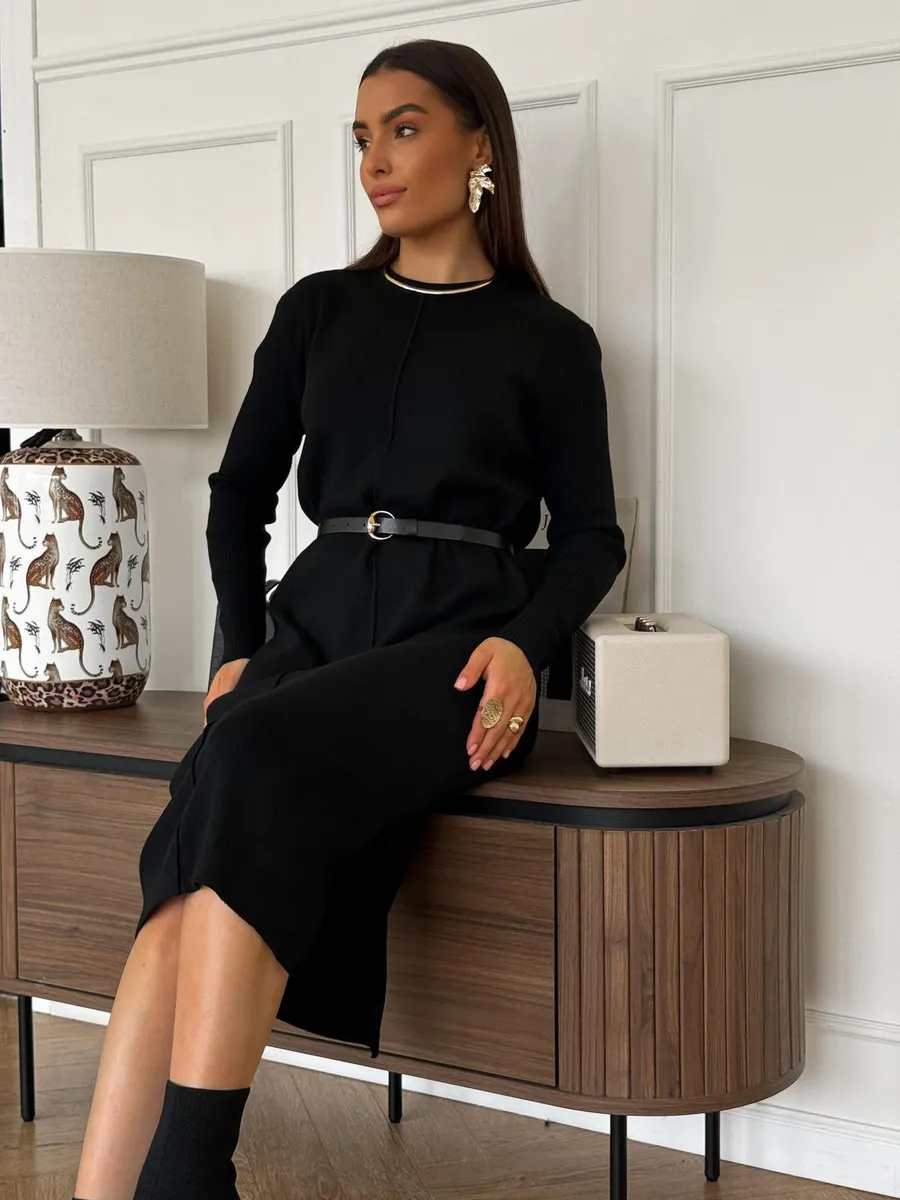 Платье базовое трикотажное вязаное