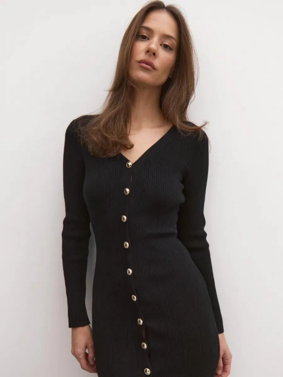 Платье лапша трикотажное на пуговицах с разрезом