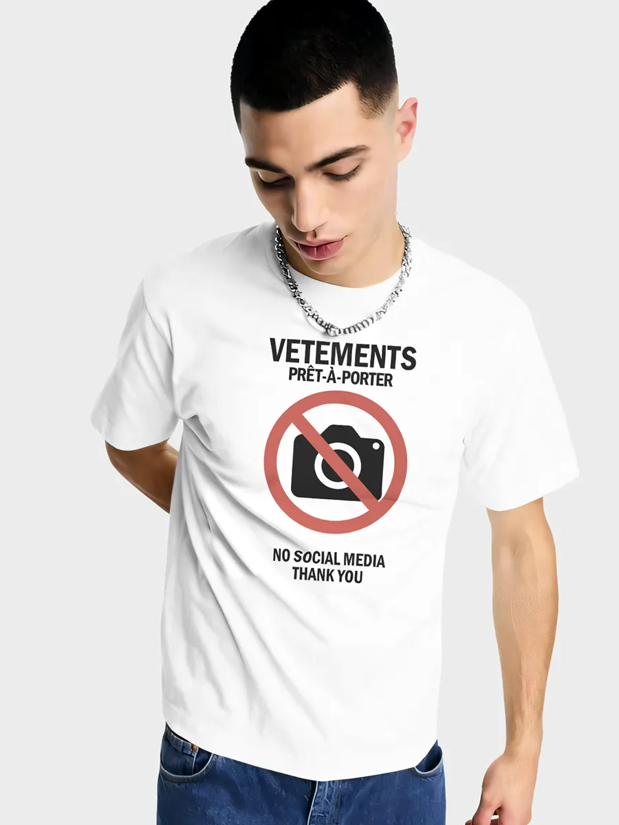 Оверсайз футболка VETEMENTS