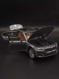 Машинка металлическая BMW 7 модель 1 24