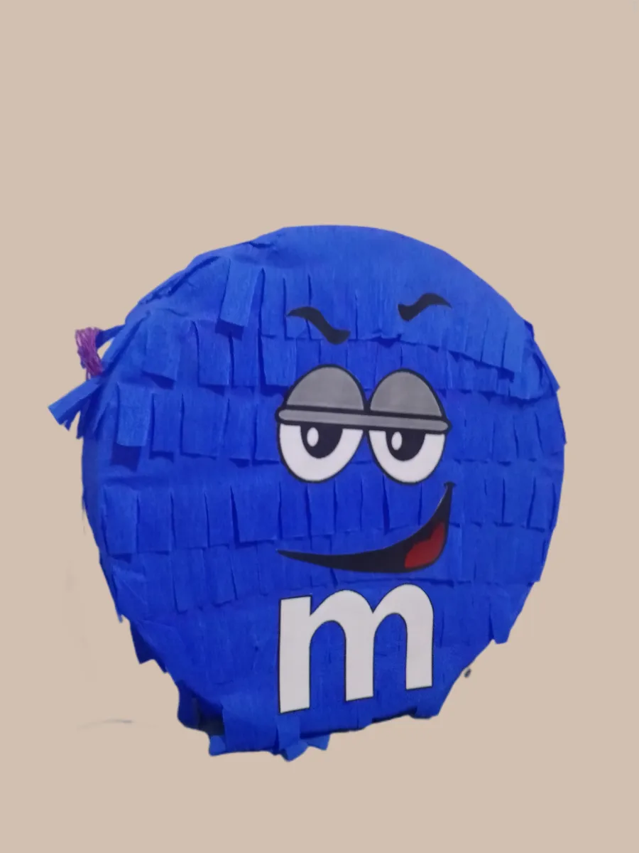 Пиньята на день рождения M&Ms