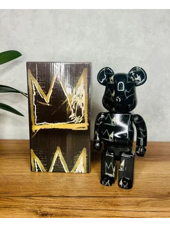 Фигурка медведя Bearbrick