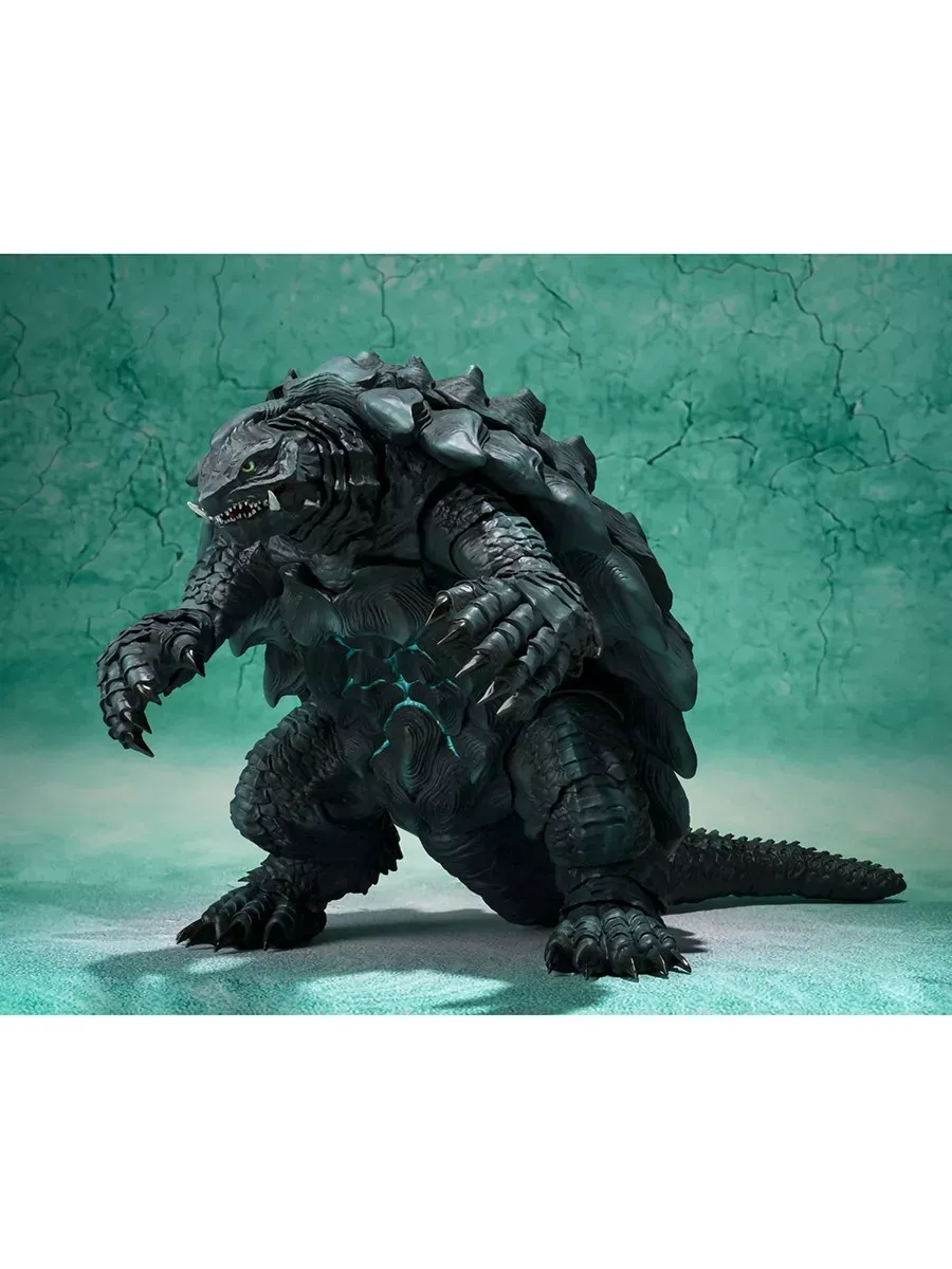 Фигурка S.H. MonsterArts Гамера 2023 15 см