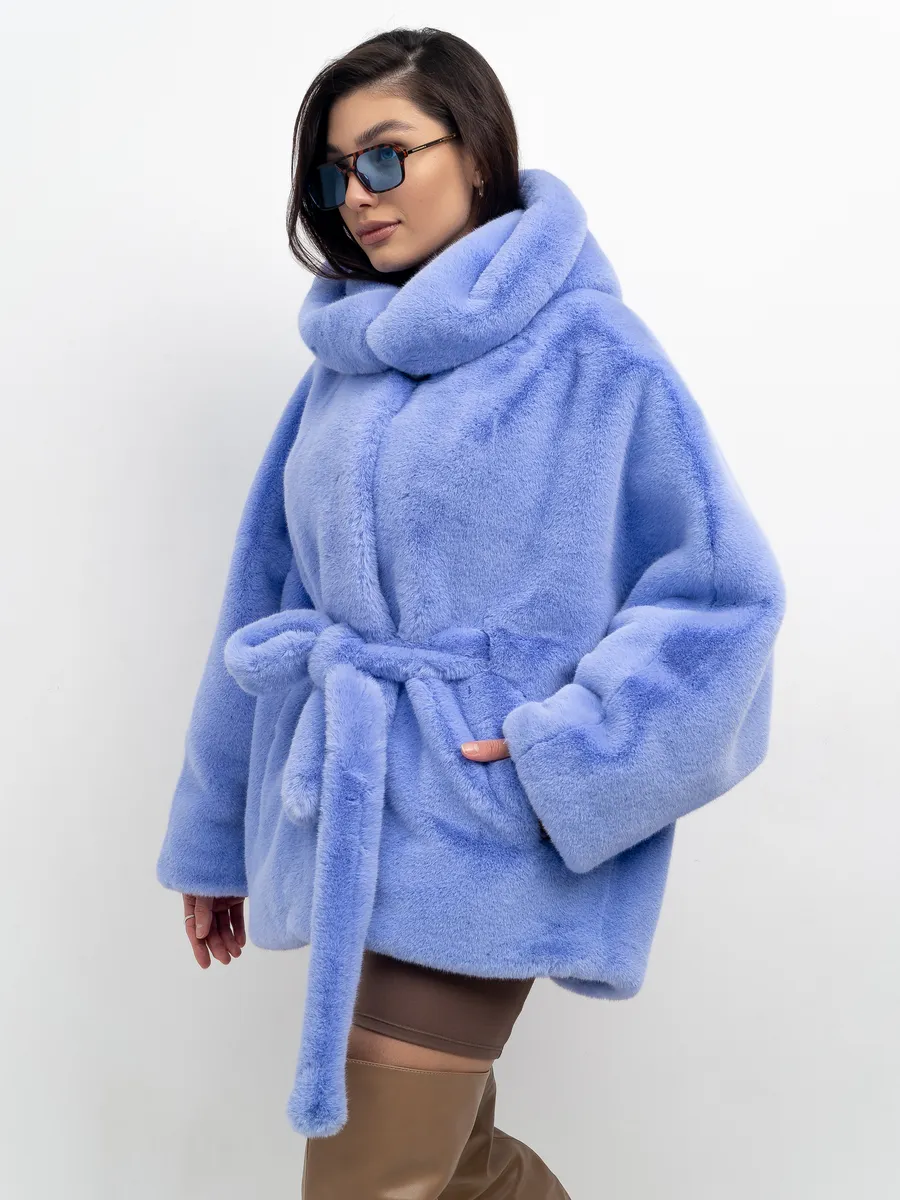 Искусственная шуба короткая под норку с капюшоном Coatfur 280992346 купить за 8 025 ₽ в интернет-магазине Wildberries